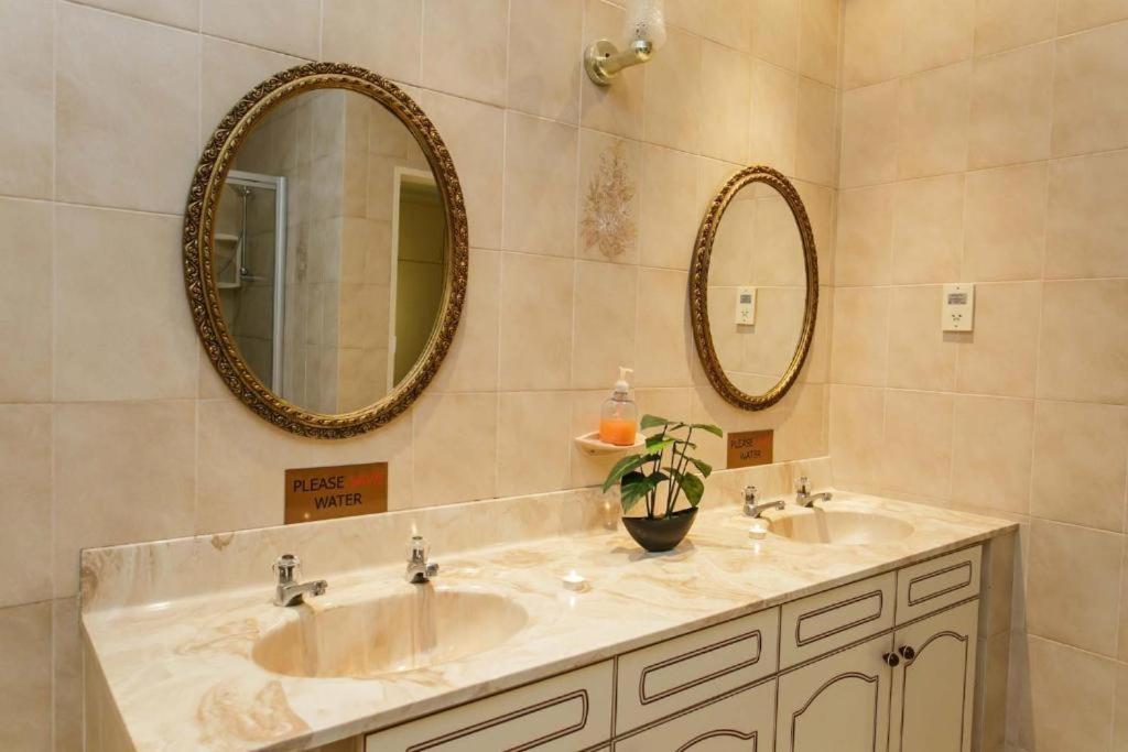 Sunbell Ventures Guesthouse Cape Town Luaran gambar